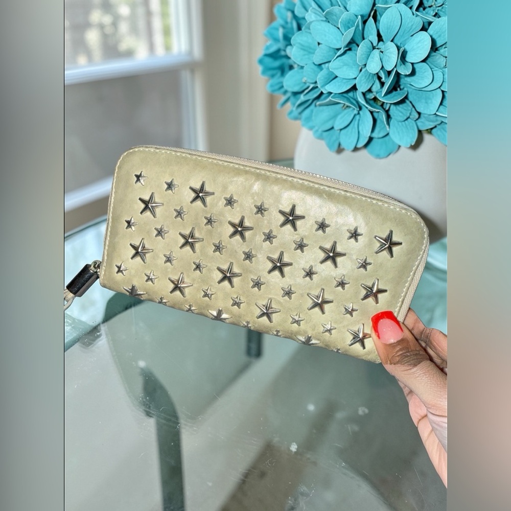 Jimmy Choo Star-Studded Leather Zip-Around Wallet EUC - Picture 2 of 11
